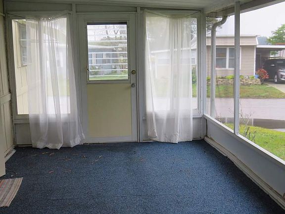 5th image of 930 Mango Dr
