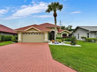 5866 Westbourgh Ct, Naples, FL 34112