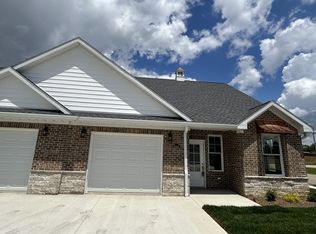 8458 Bell Crossing Dr, Newburgh, IN 47630