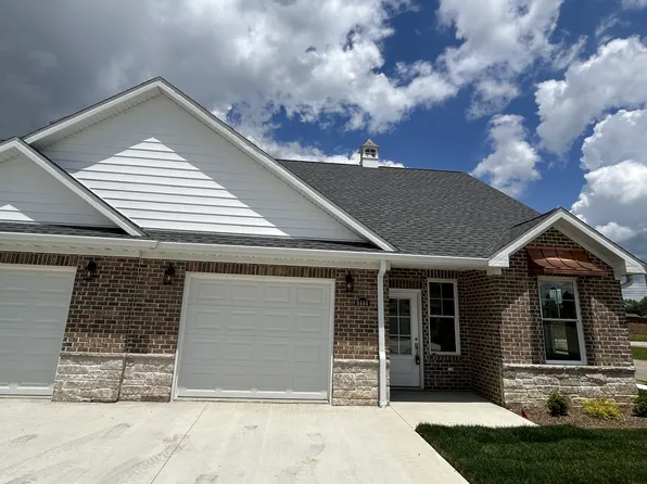 8458 Bell Crossing Dr, Newburgh, IN 47630