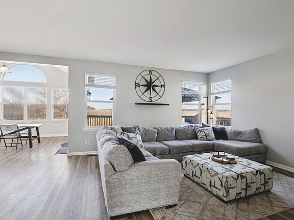 2nd image of 2741 Haydn St