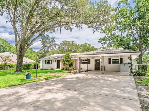 405 Oakhurst St, Altamonte Springs, FL 32701