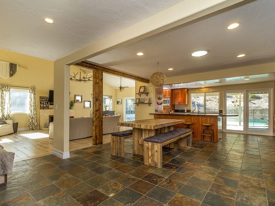 1st image of 709 Santa Florencia