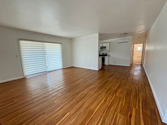 5th image of 275 N Oakland Ave #12