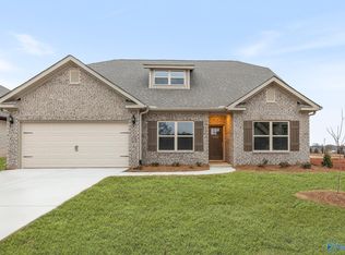 1304 Vermilion Cir, Huntsville, AL 35803