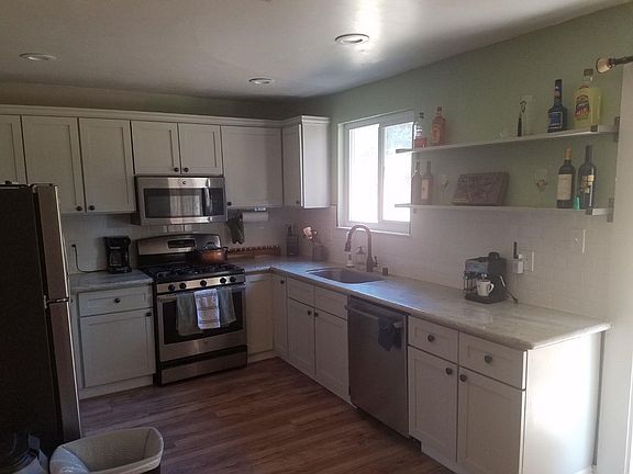 4th image of 6076 Georgia Dr
