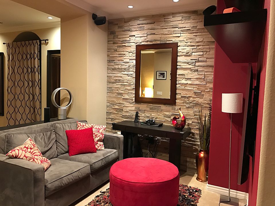 1st image of 20420 Gordon Pl