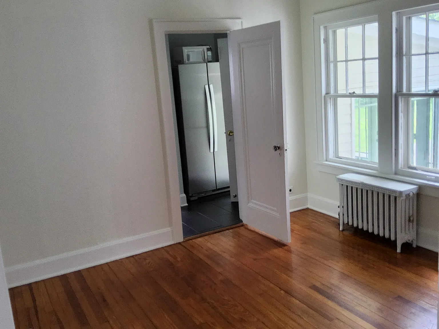 2 bed, 1072 sqft, $3,500 — Photo 3