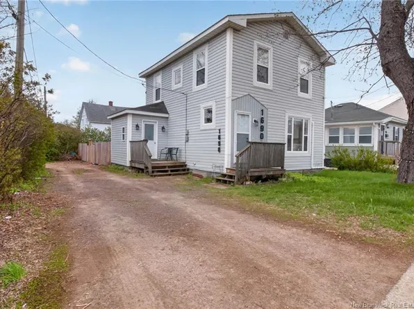 1690 Main St, Moncton, NB E1E 1G9