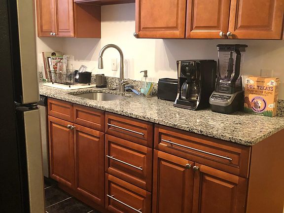 3rd image of 2741 Cypress Way APT 1