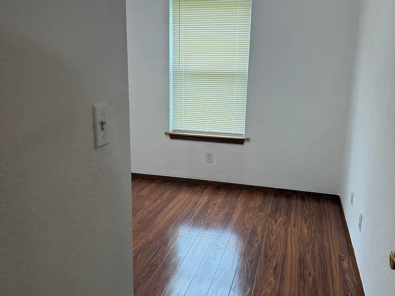 13941 S Hickory Pl — Photo 15