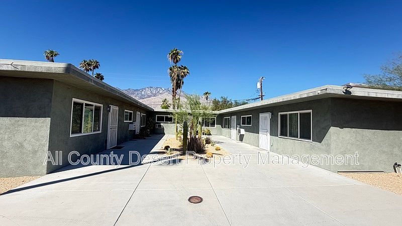 1st image of 521 El Placer Rd APT 1