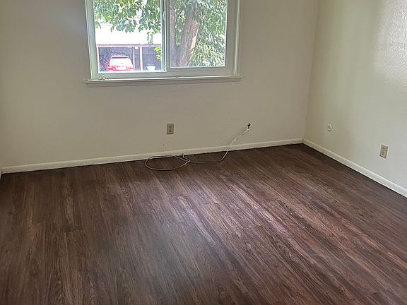 2nd image of 2440 Almandor Cir #1