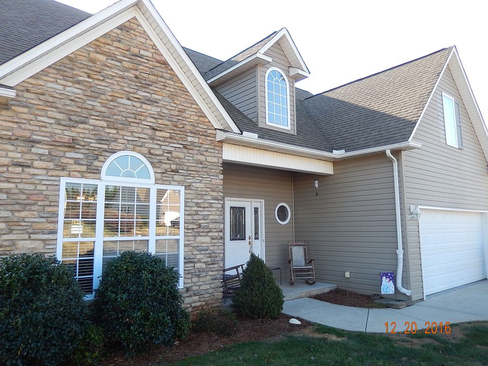 1st image of 125 Deer Haven Dr