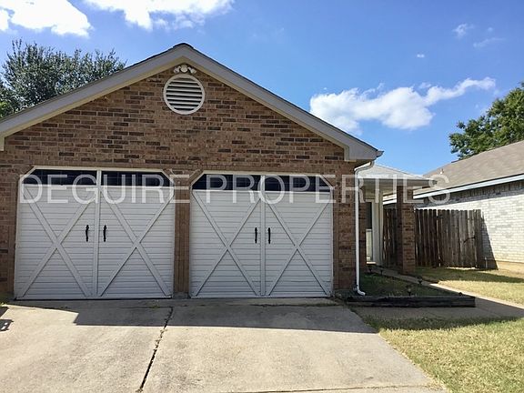 2nd image of 6824 Ashbury Dr