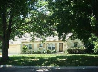 2019 W 84th Trl, Leawood, KS 66206