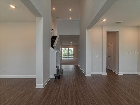 4th image of 6601 Dovekey Dr
