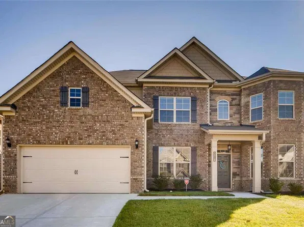 3218 Bowlin Dr, Fairburn, GA 30213