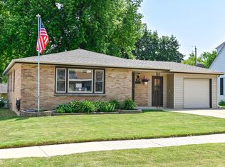 809 Manistique Ave, South Milwaukee, WI 53172