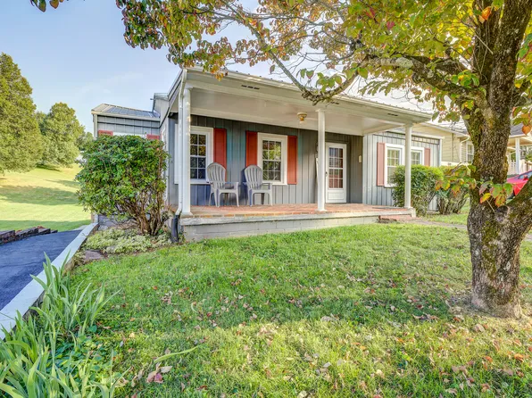 217 Jonesboro Dr, Bluff City, TN 37618