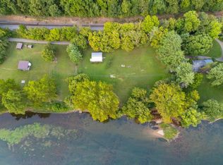 650 Caboose Ln, Pembroke, VA 24136