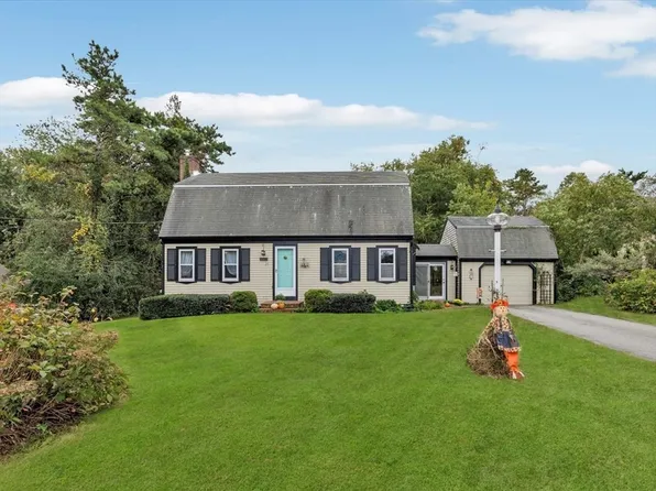 20 Sachem Dr, Bourne, MA 02532