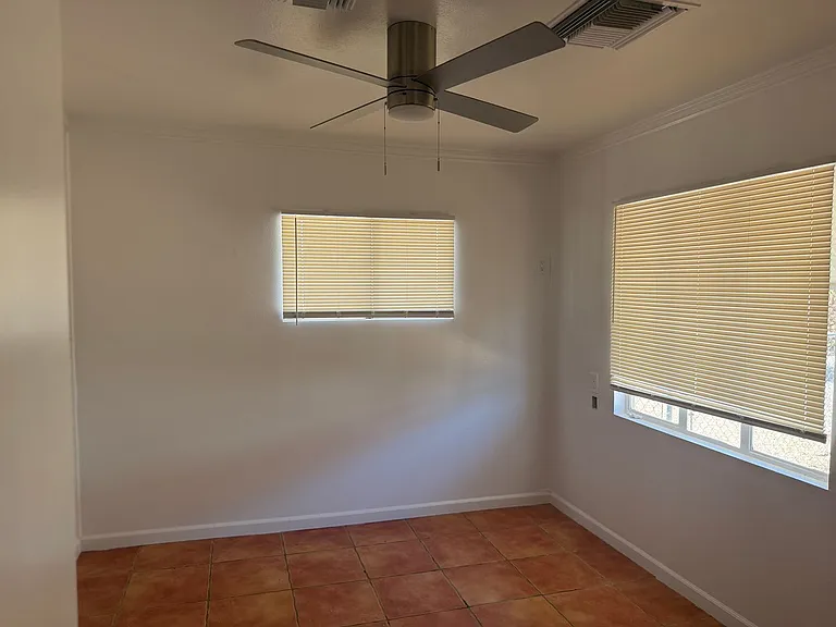 11327 W Kansas Ave — Photo 12