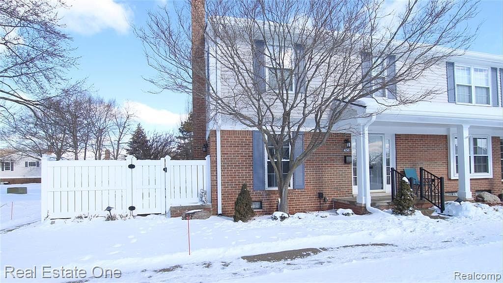 42141 Pellston Dr, Northville, MI 48167 Zillow
