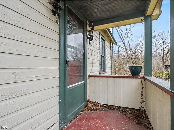 2nd image of 6184 Riverview Rd