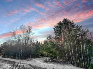 Little River Rd, Twin Mountain, NH 03595