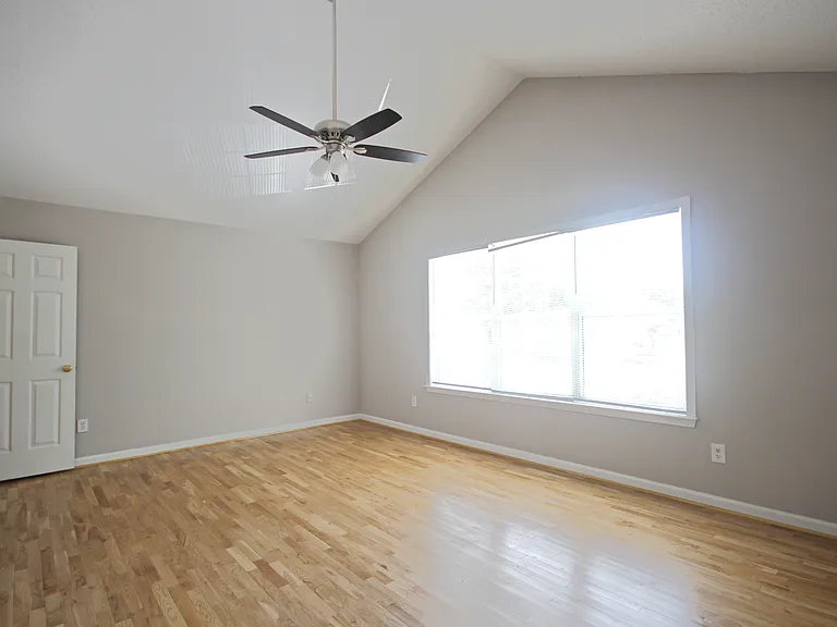 401 Bottesford Dr NW — Photo 20