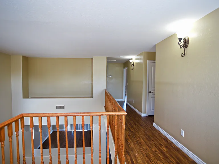 512 E Rainbow Dr — Photo 16