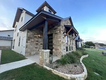 1690 Gruene Vineyard Xing — Photo 27