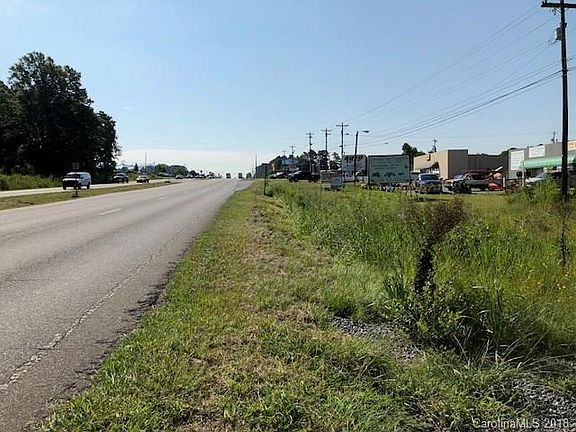 3rd image of 5015 W Highway 74
