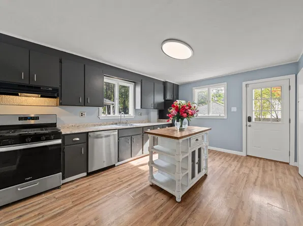 50 Bainbridge St #1, Malden, MA 02148