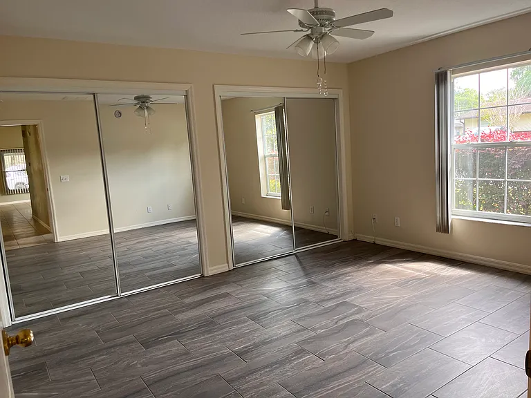 3420 NE 57th Ave — Photo 12