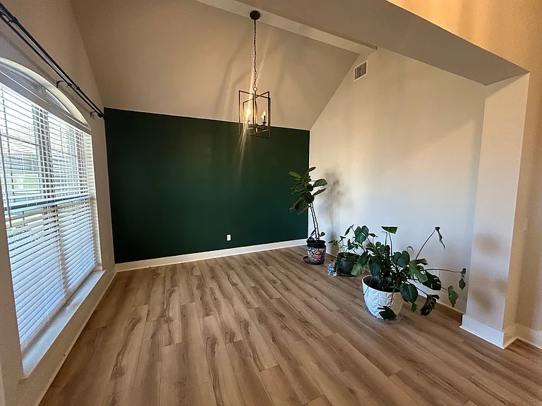 1713 Fabian Dr — Photo 22
