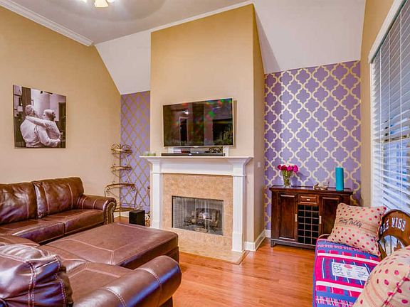 4th image of 8554 Woodland Rose Cir S