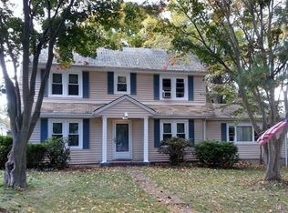 276 Locust Ave, Cortlandt Manor, NY 10567