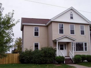 511 5th Ave, Menominee, MI 49858