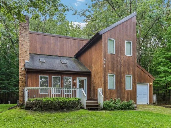 485 Fern Ave, Oxford, WI 53952