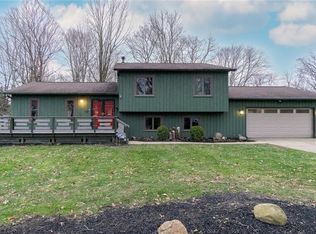 249 Fawnwood Dr, Tallmadge, OH 44278