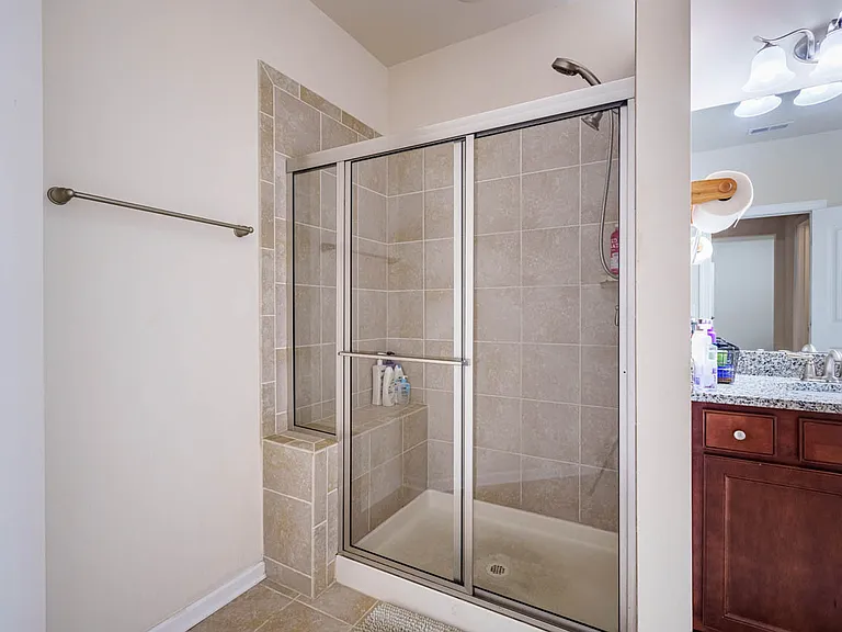 226 Daymire Glen Ln #1 — Photo 20