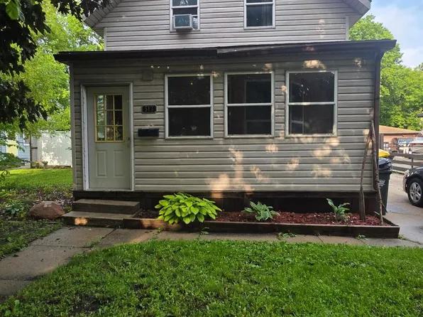 513 3rd St SE, Willmar, MN 56201
