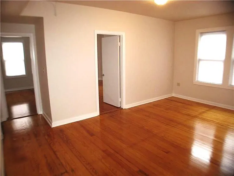 690 Elm St — Photo 6