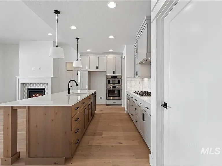 8369 W Meltwater Ln — Photo 6