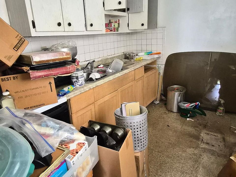 2nd image of 425 NW 6th Street