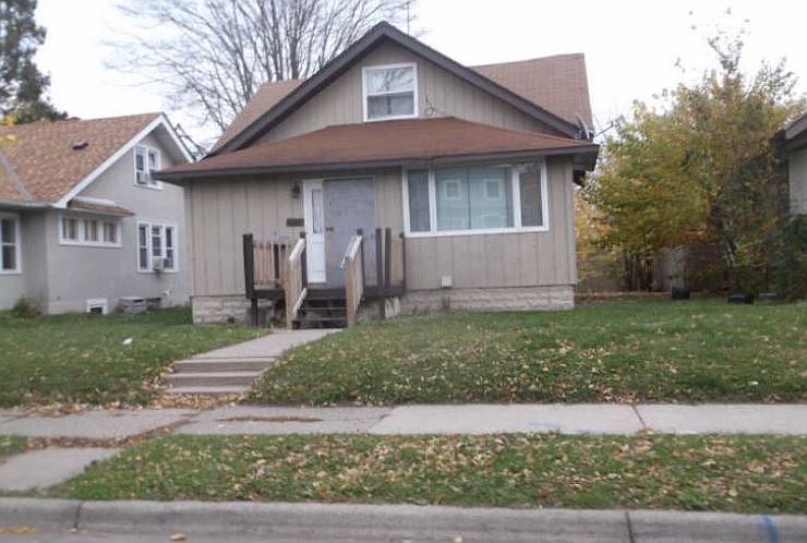 1st image of 3506 Emerson Ave N