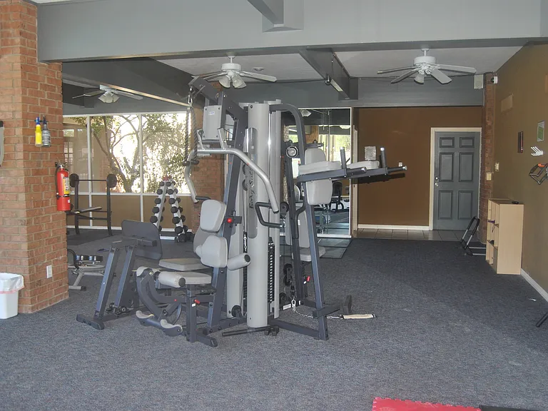 4433 N Stanton St — Photo 19