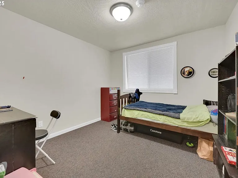 3485we — Photo 17